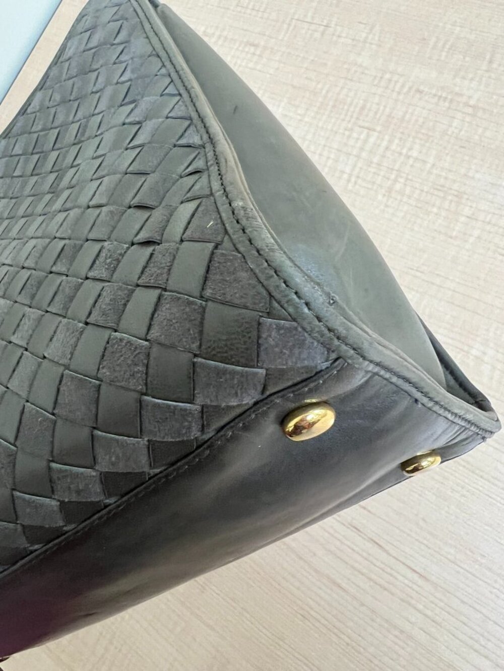 Bally Vintage Woven Leather Top Handle Bag Intrecciato Style Gold Hardware - Picture 9 of 16